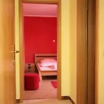 With A Parking Space Vinisce, Trogir - 4886 Apartman Vinisce